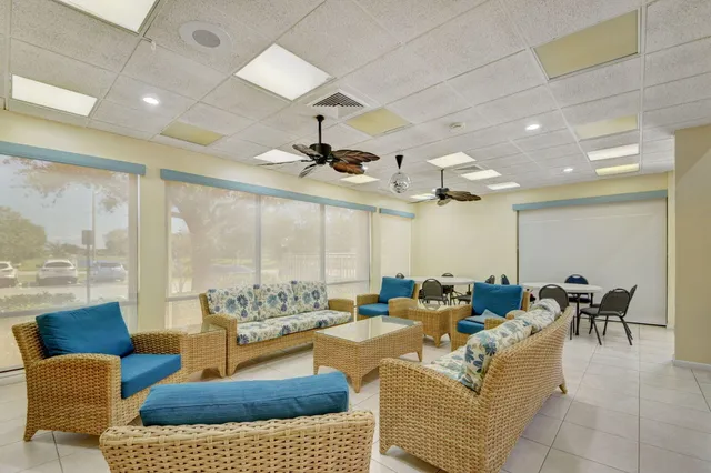 $290,000 | 6271 Tall Cypress Circle, Greenacres, FL 33463