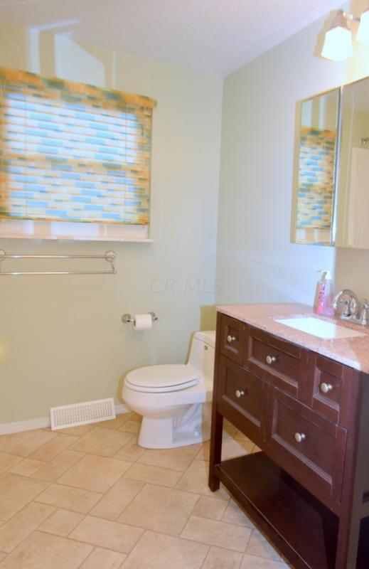 313 Drakewood Road Westerville, OH 43081 - Photo 11 of 26 Gallery Image 11