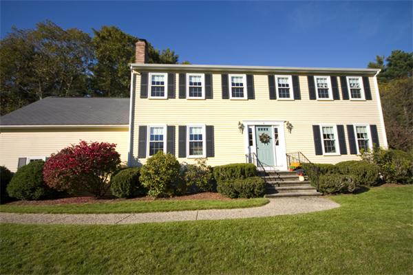 4 Cranmore Road Medfield, MA 02052 - Photo 1 of 30 Gallery Image 1