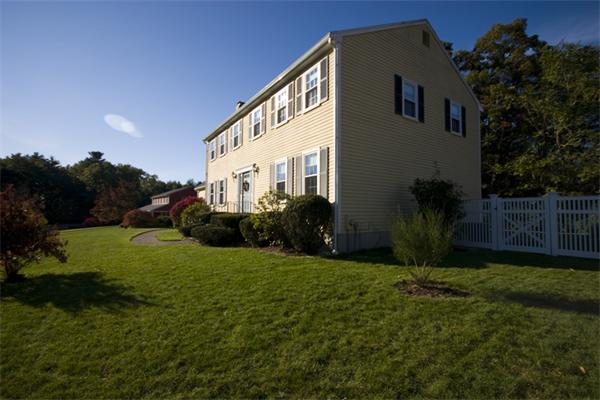 4 Cranmore Road Medfield, MA 02052 - Photo 26 of 30 Gallery Image 26