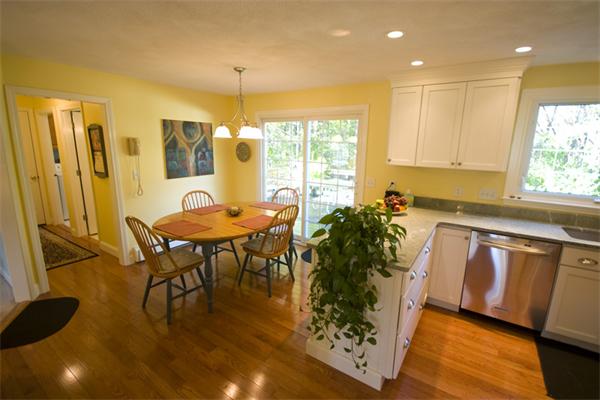 4 Cranmore Road Medfield, MA 02052 - Photo 8 of 30 Gallery Image 8