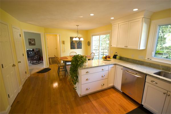 4 Cranmore Road Medfield, MA 02052 - Photo 9 of 30 Gallery Image 9