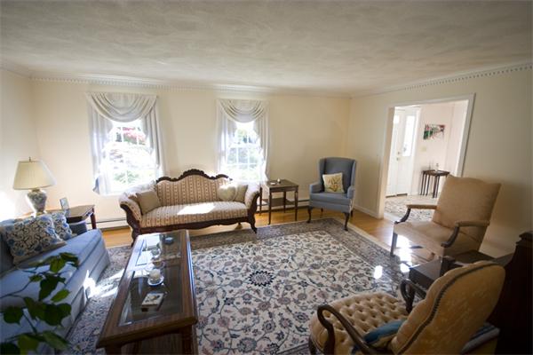 4 Cranmore Road Medfield, MA 02052 - Photo 10 of 30 Gallery Image 10