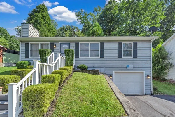 $270,000 | 3515 Yellow Mountain Road Southeast, Roanoke, VA 24014
