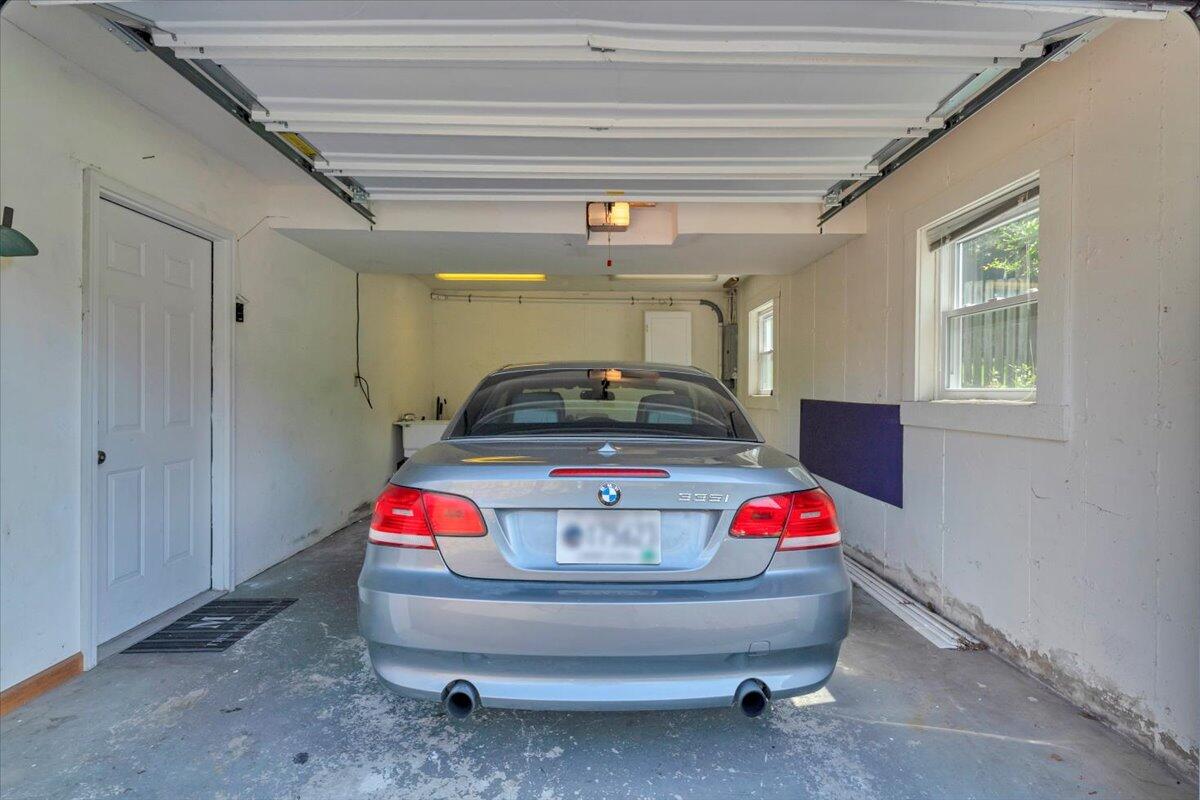 3515 Yellow Mountain Road Southeast Roanoke, VA 24014 - Photo 17 of 23 33-MIB02386