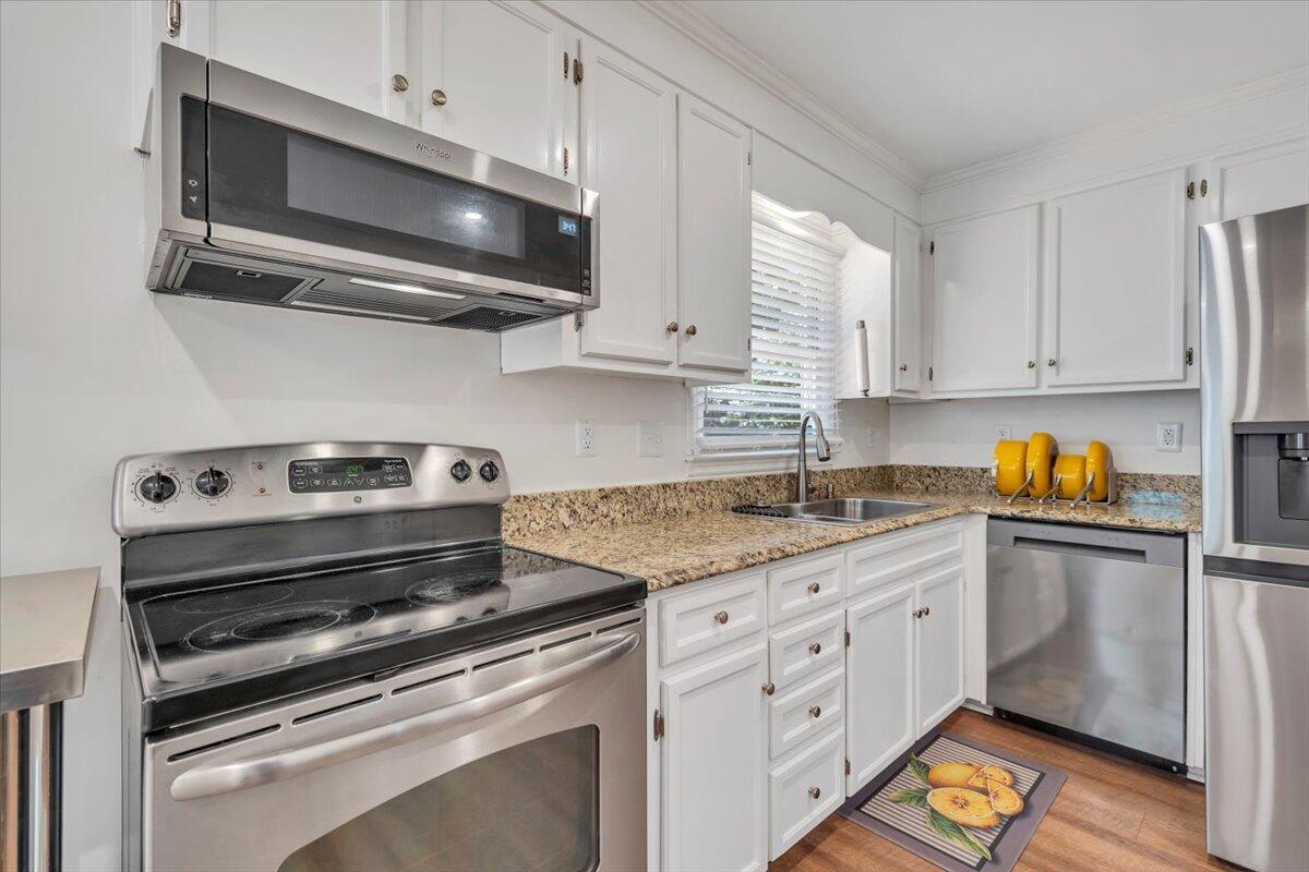 3515 Yellow Mountain Road Southeast Roanoke, VA 24014 - Photo 5 of 23 12-MIB02359