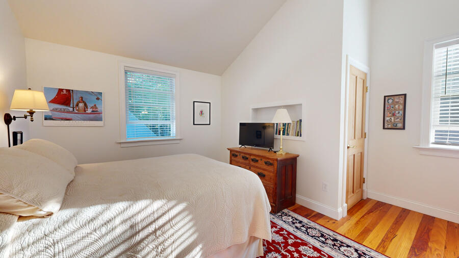 29 Boulder Hill Road Tenants Harbor, ME 04860 - Photo 56 of 90 2nd Floor Bedroom Suite # 2
