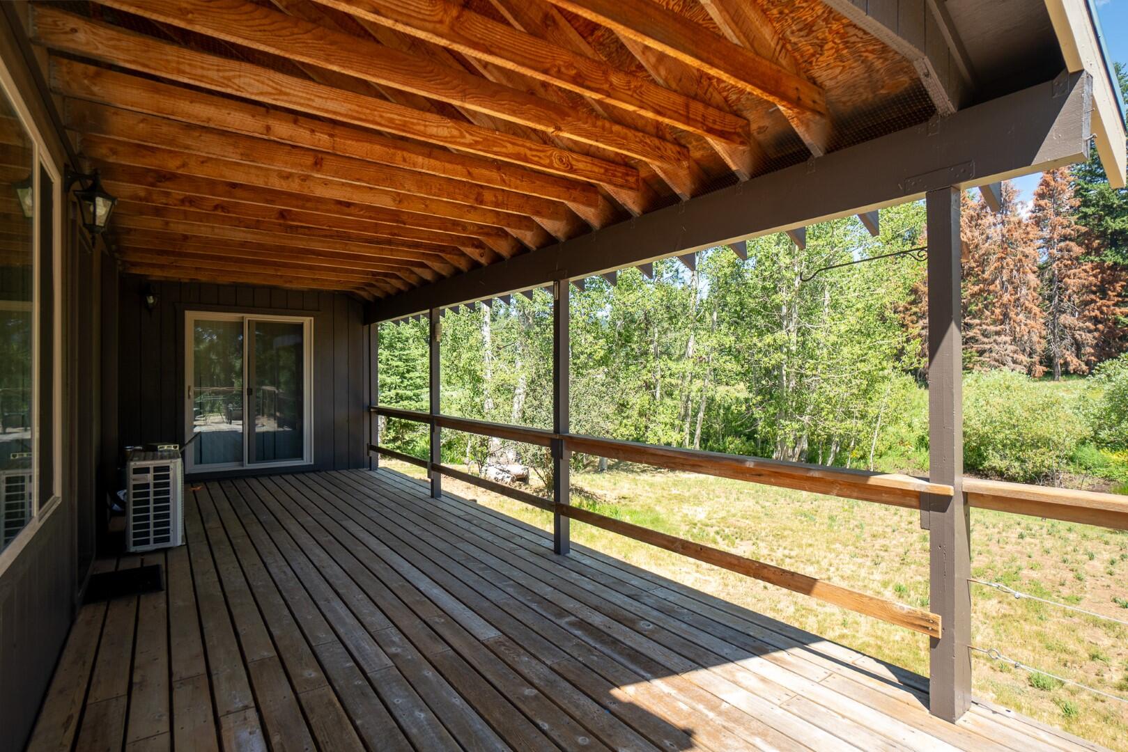 7540 Hyatt Prairie Road Ashland, OR 97520 - Photo 12 of 39 Covered Deck Off of Main Level Primary
