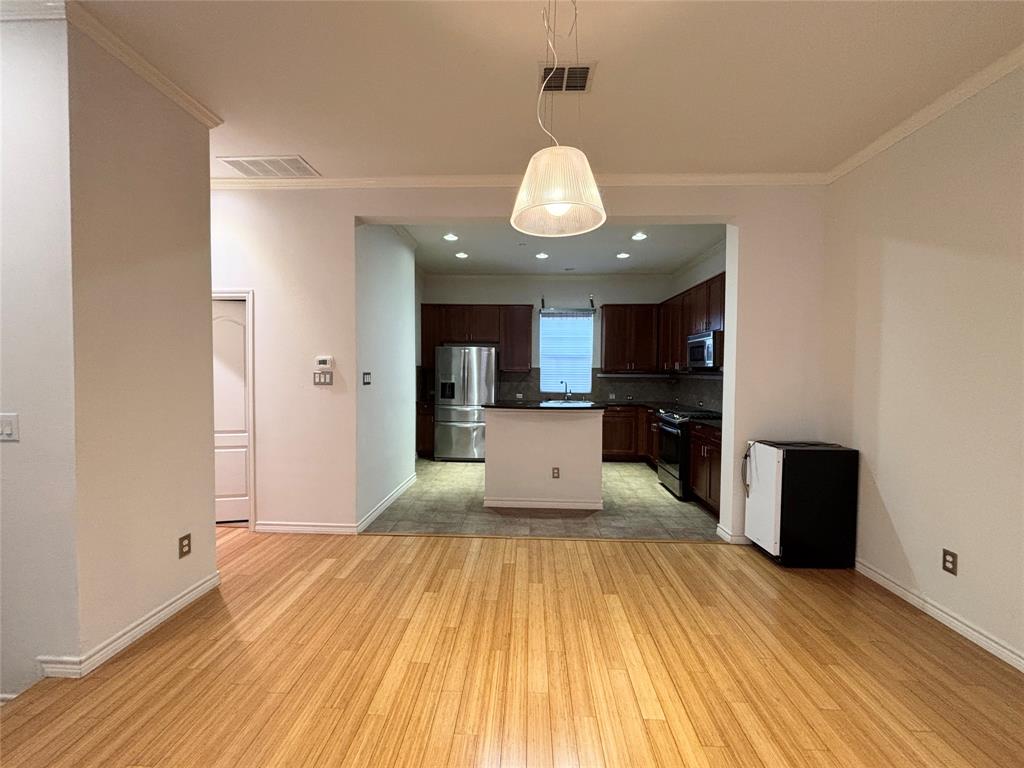 15727 Seabolt Place Addison, TX 75001 - Photo 4 of 24