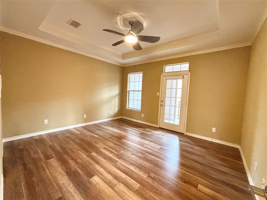 15727 Seabolt Place Addison, TX 75001 - Photo 9 of 24