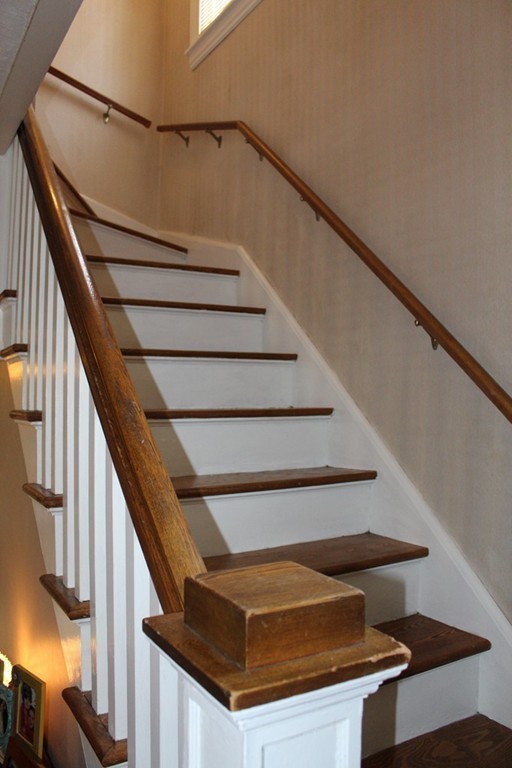 58 Larkspur Street Springfield, MA 01108 - Photo 18 of 29 a view of entryway