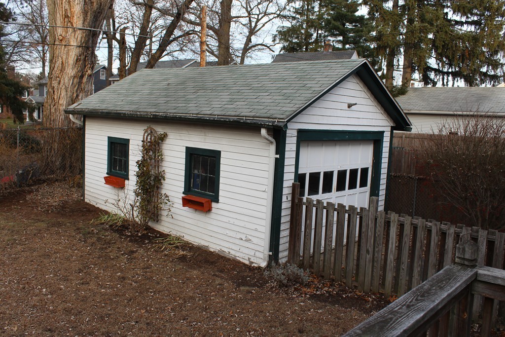 58 Larkspur Street Springfield, MA 01108 - Photo 27 of 29 a front view of a house with garden