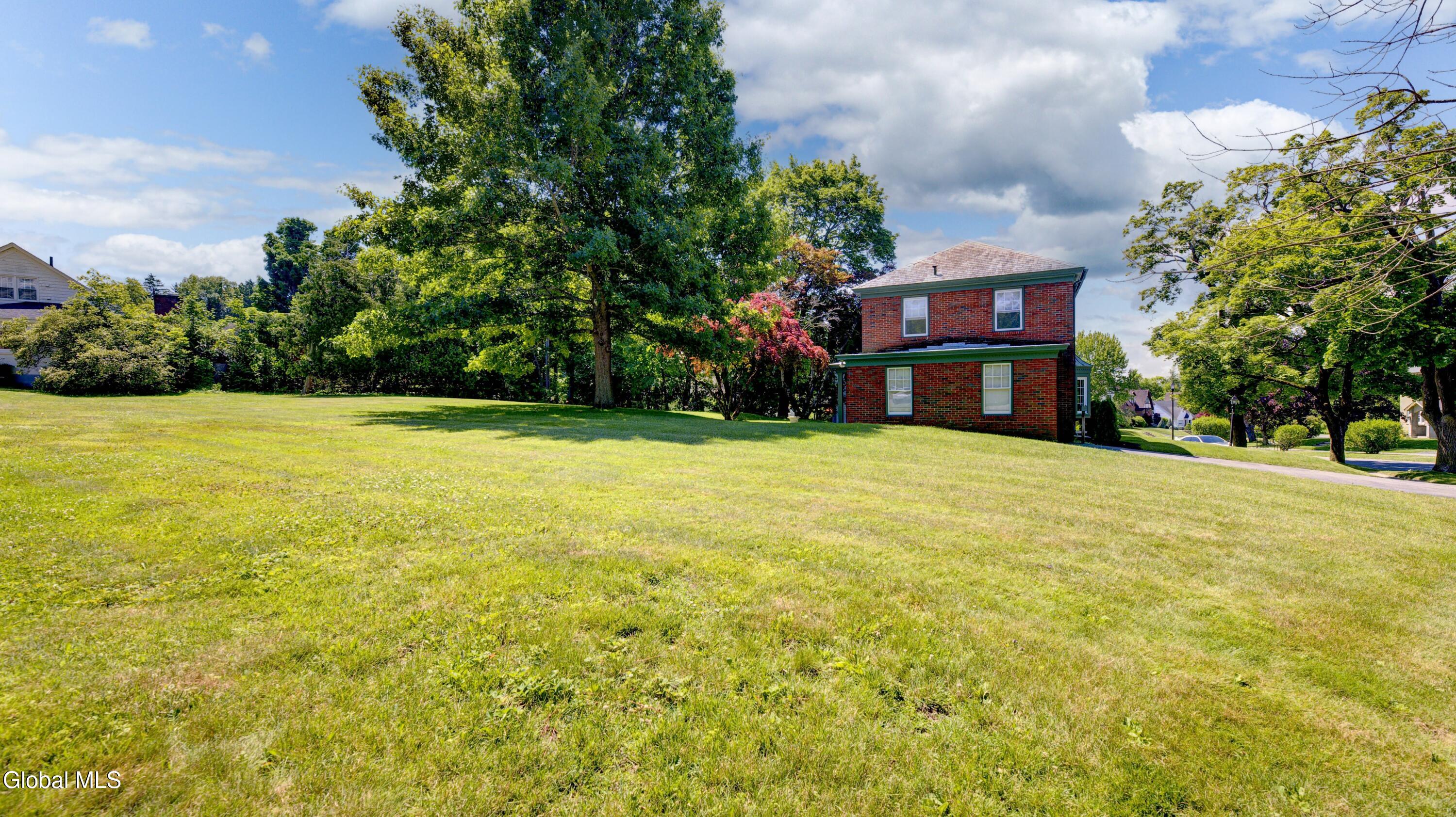 5 Coolidge Road Amsterdam, NY 12010 - Photo 12 of 42 5 Coolidge Rd-38