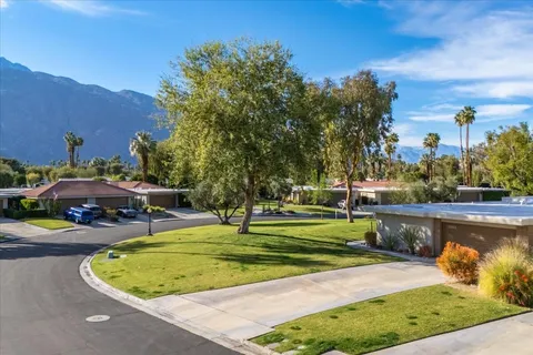 $787,000 | 2202 Oakcrest Drive, Palm Springs, CA 92264