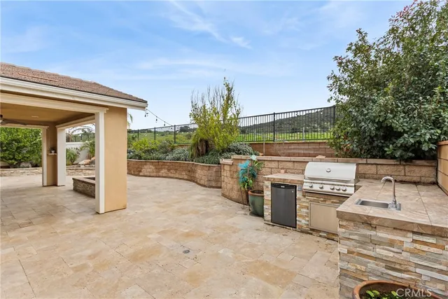 $995,000 | 11893 Flicker Cove, Corona, CA 92883