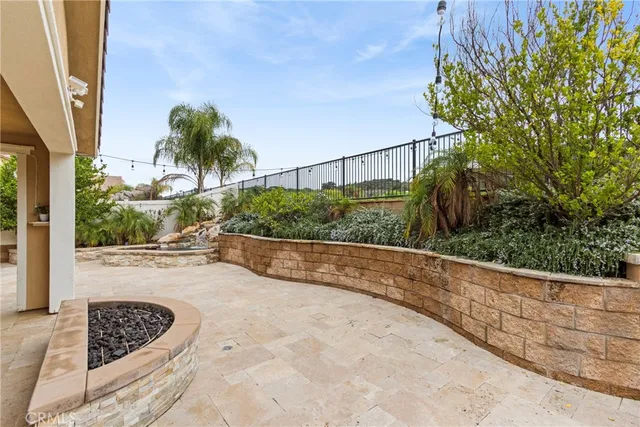 $995,000 | 11893 Flicker Cove, Corona, CA 92883