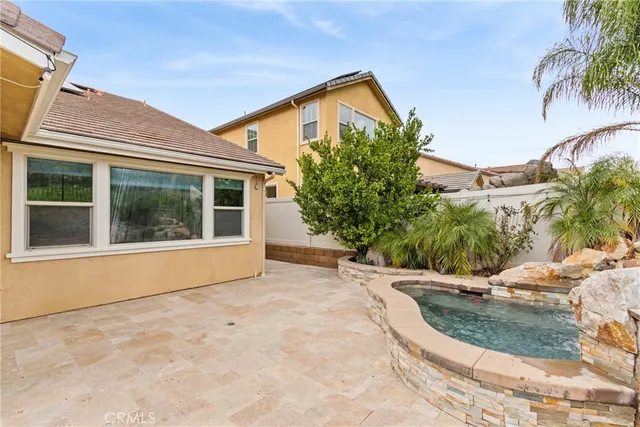 $995,000 | 11893 Flicker Cove, Corona, CA 92883