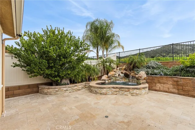 $995,000 | 11893 Flicker Cove, Corona, CA 92883