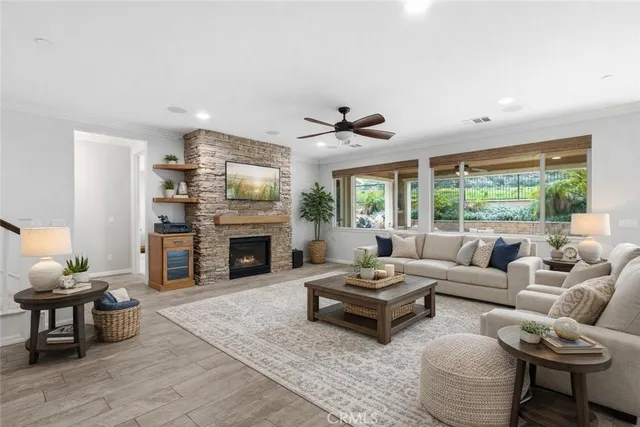 $995,000 | 11893 Flicker Cove, Corona, CA 92883