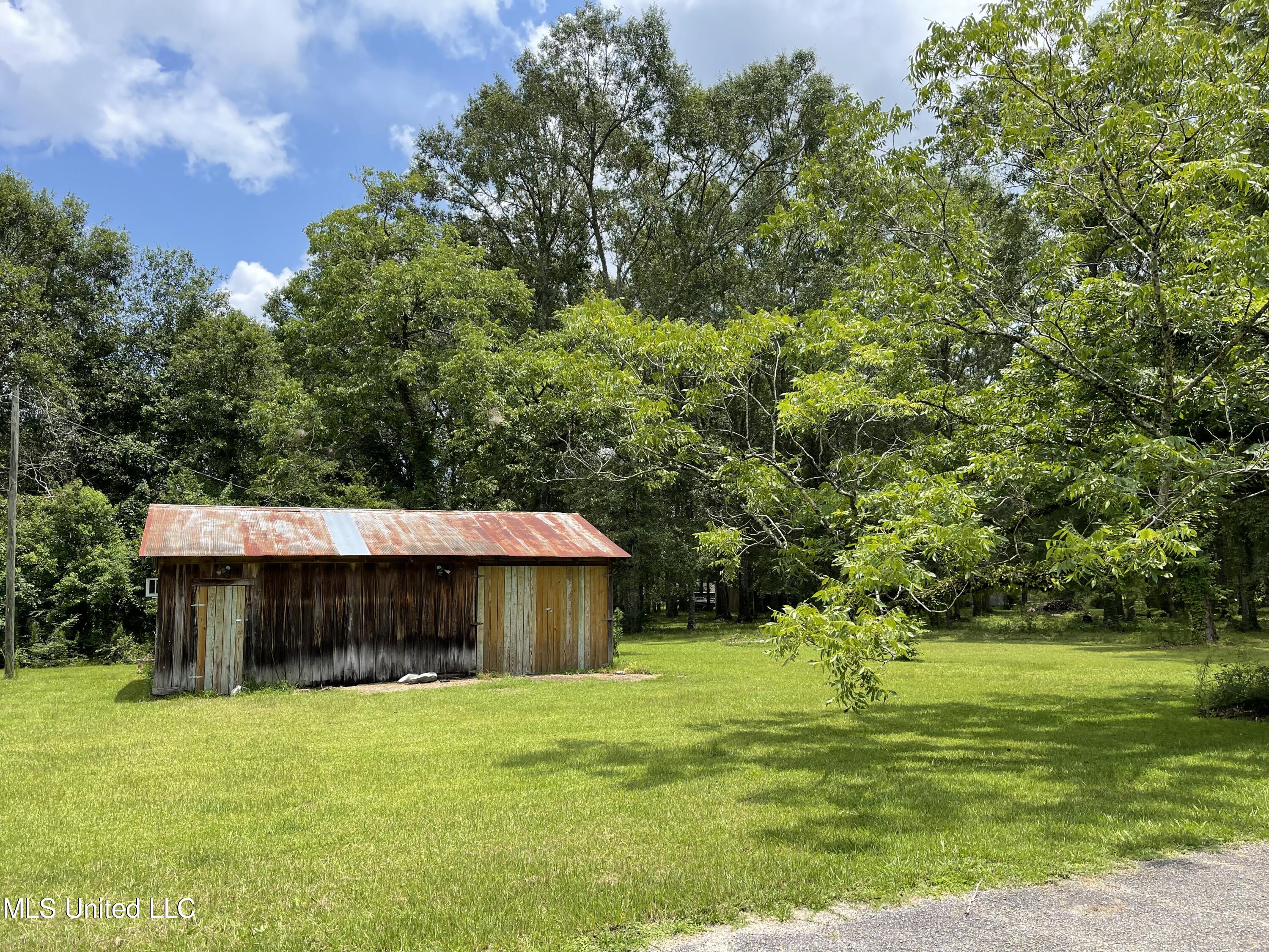 20 Hunt Road Picayune, MS 39466 - Photo 5 of 21 IMG-8256