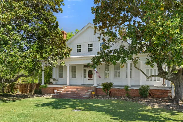 $350,000 | 401 West Broad Street, Louisville, GA 30434