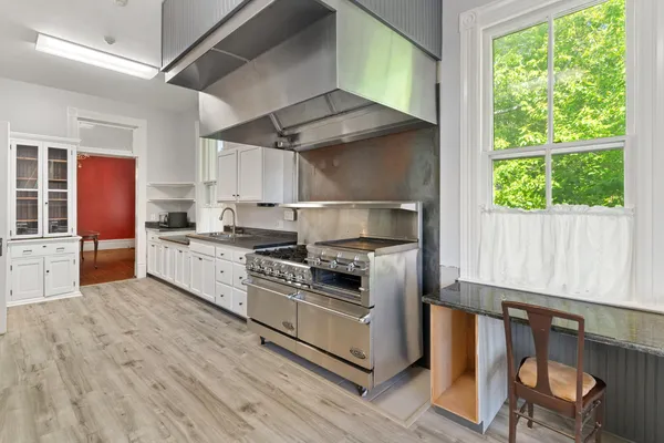 $350,000 | 401 West Broad Street, Louisville, GA 30434
