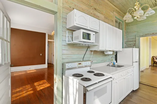 $350,000 | 401 West Broad Street, Louisville, GA 30434