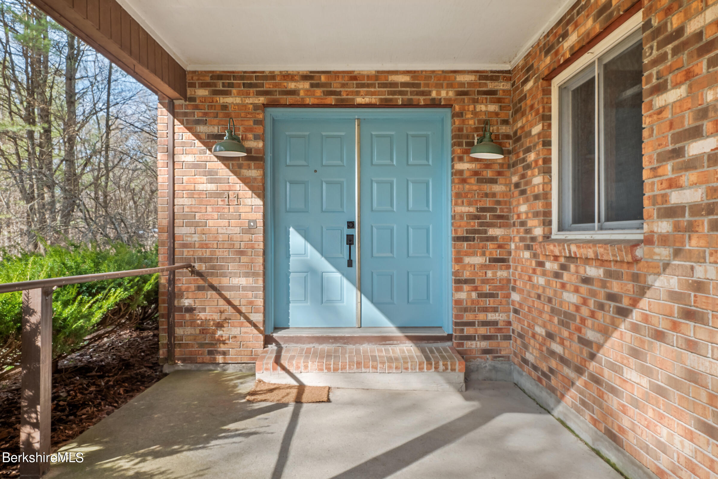 11 Pine Knoll Road Lenox, MA 01240 - Photo 7 of 35 a view of balcony