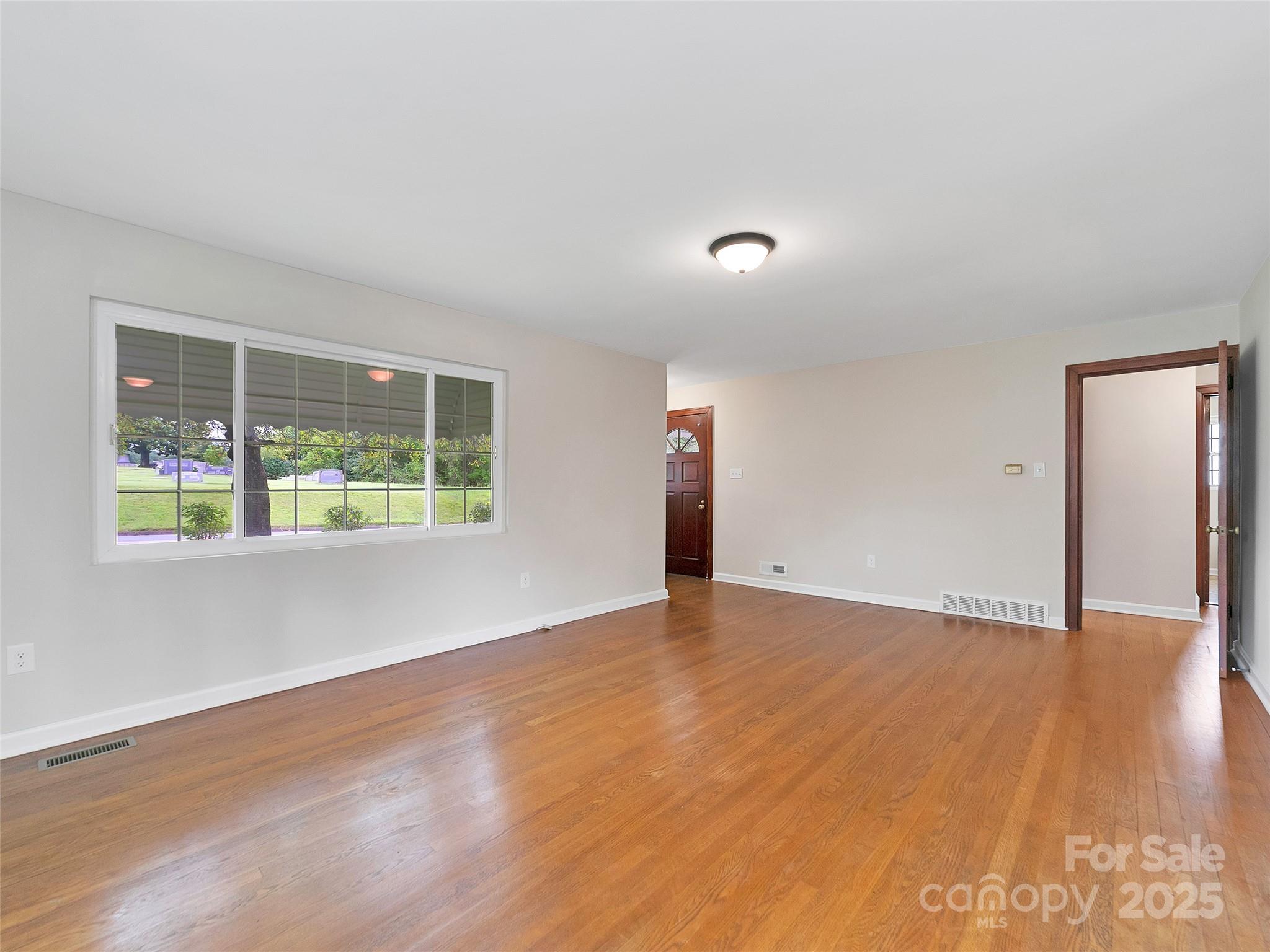 255 North Country Club Road Brevard, NC 28712 - Photo 17 of 36 Gallery Image 17