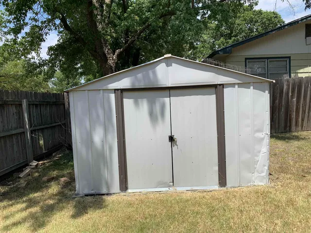 $158,500 | 1128 Park Avenue, El Dorado, KS 67042