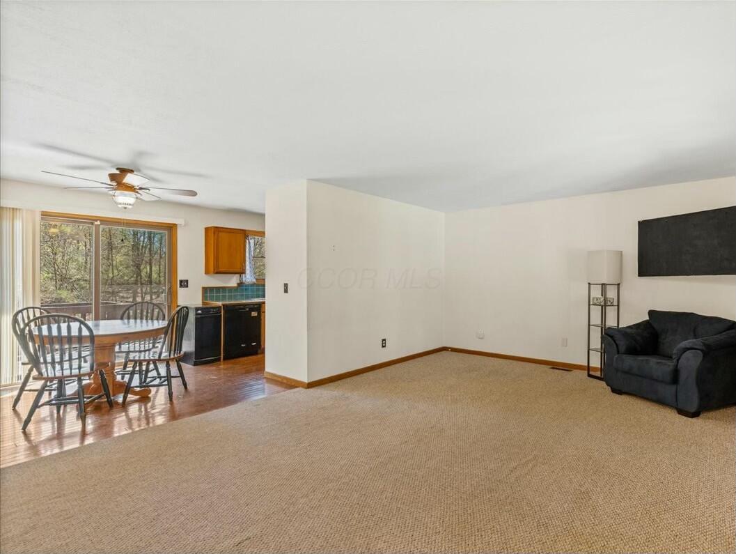 14580 Monroe Mills Road Howard, OH 43028 - Photo 6 of 34 Living Room 1