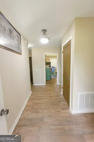 a view of livingroom with hardwood floor