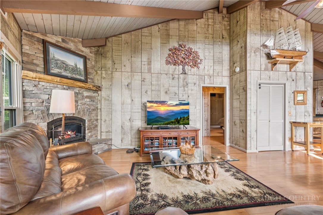 130 Raven Road Beech Mountain, NC 28604 - Photo 11 of 34