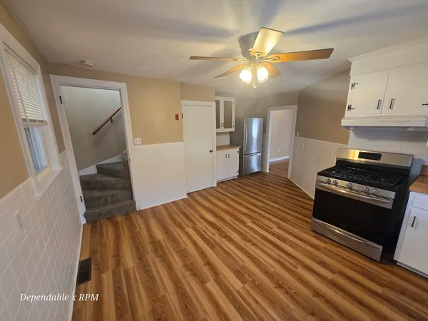 $4,600 | 232 Nahatan Street, Unit 1, Norwood, MA 02062
