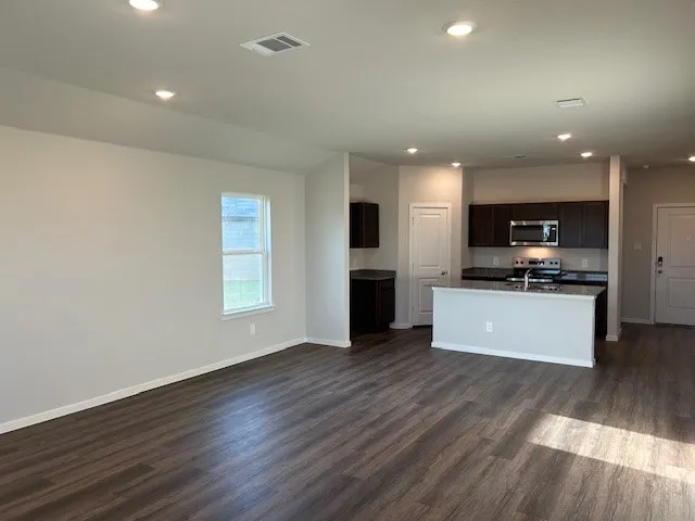 $252,105 | 206 Perry Place, Rockdale, TX 76567