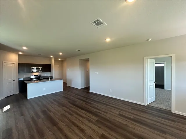 $252,105 | 206 Perry Place, Rockdale, TX 76567