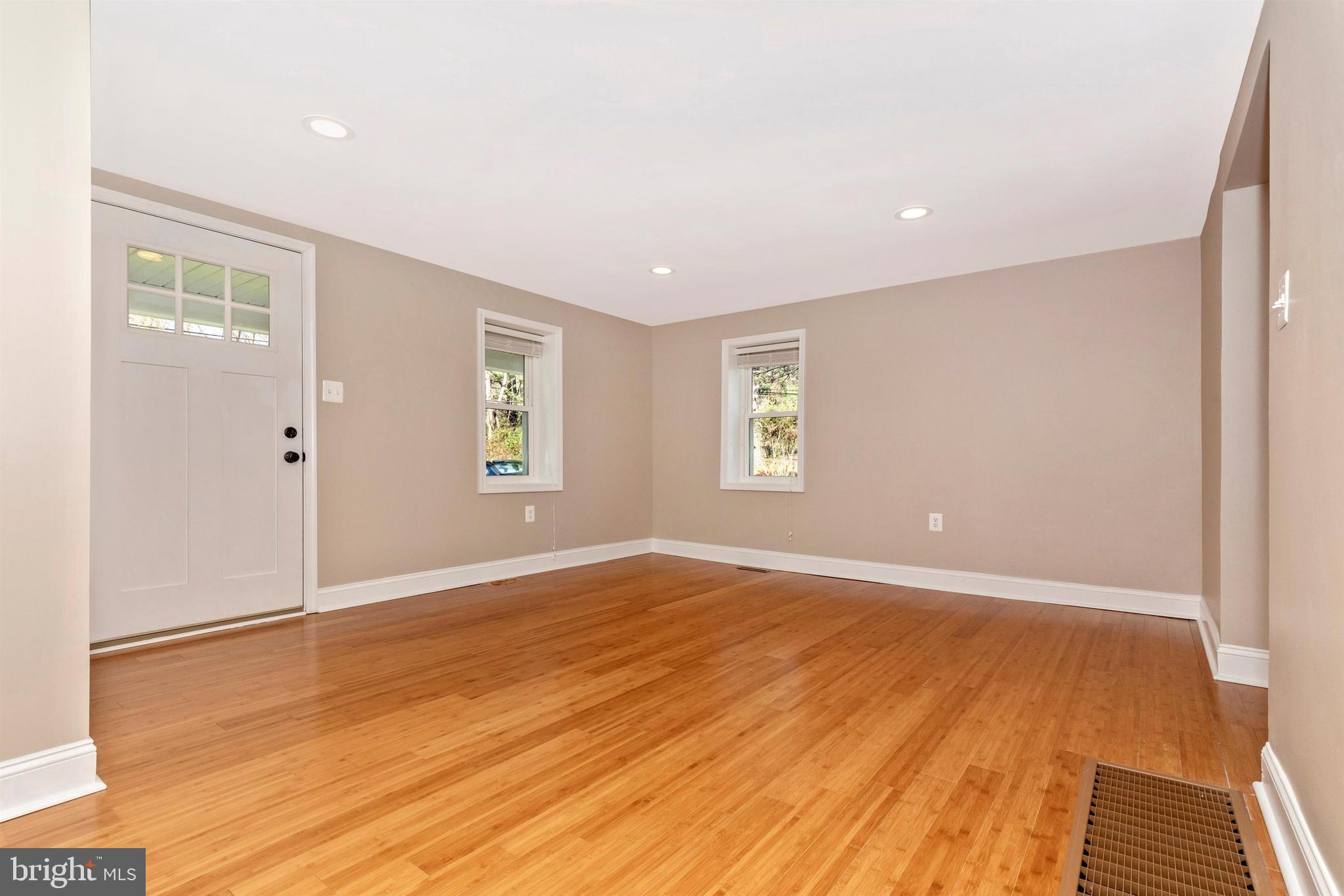 7213 Linganore Road New Market, MD 21774 - Photo 14 of 44 Gallery Image 14