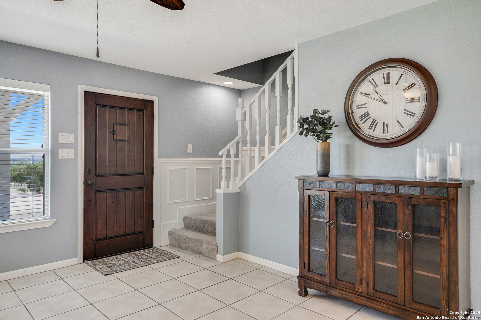 107 Ridge View Drive Boerne, TX 78006 - Photo 7 of 53 a view of a hallway with elevator