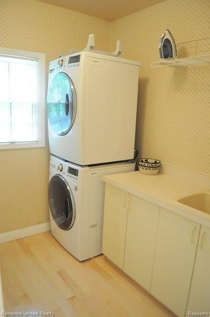 40848 Coventry Road Novi, MI 48375 - Photo 26 of 30 First Floor Laundry.jpg
