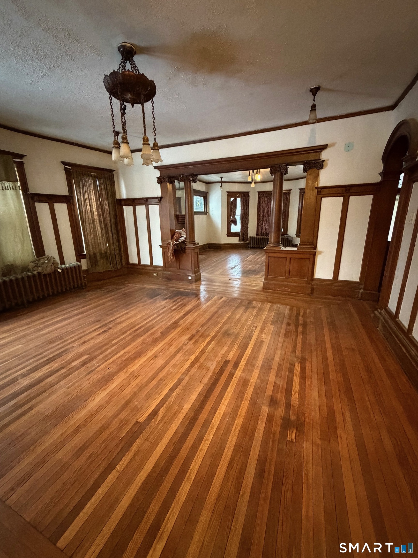 35 Burton Street Hartford, CT 06112 - Photo 30 of 39