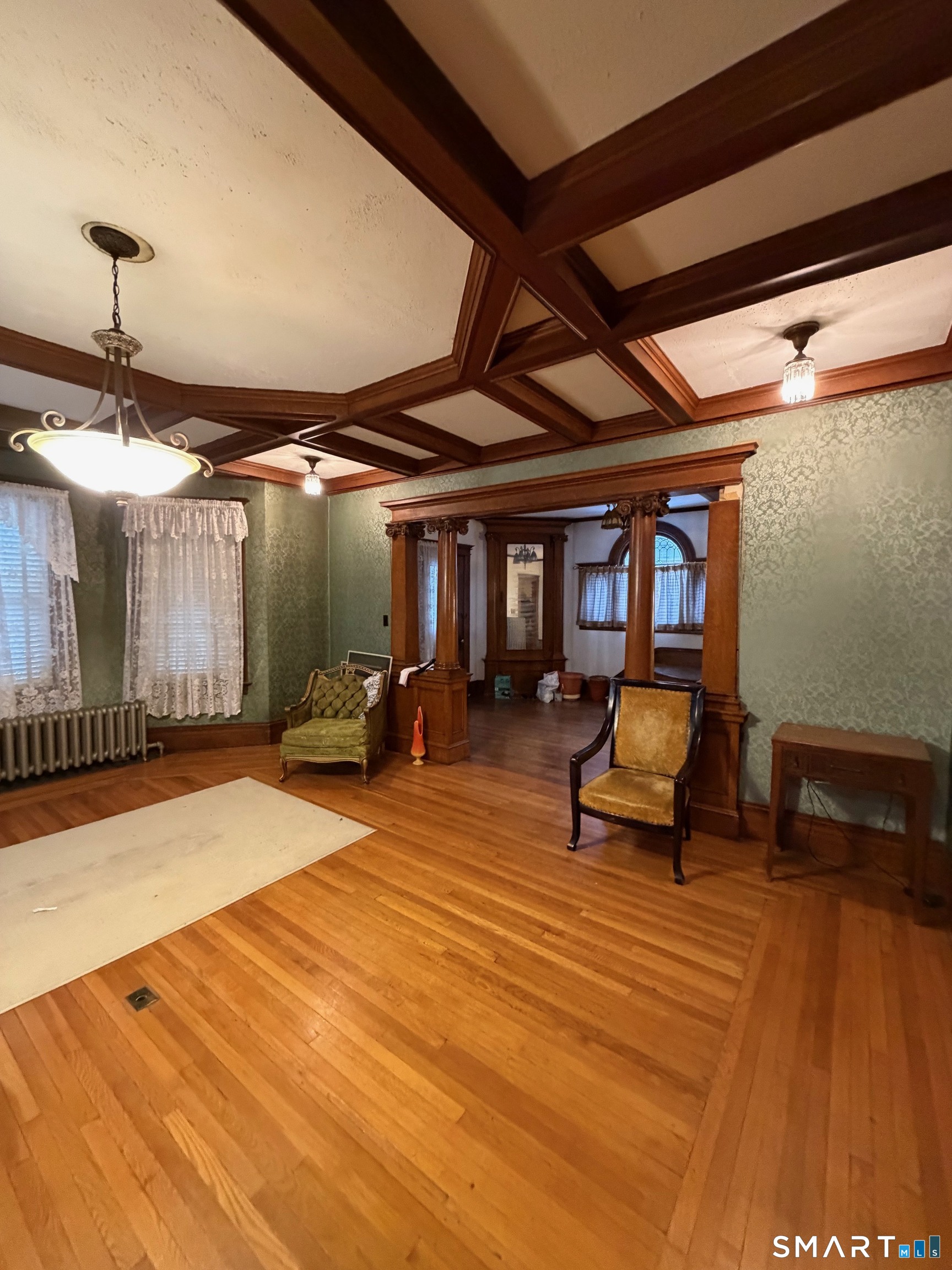 35 Burton Street Hartford, CT 06112 - Photo 9 of 39