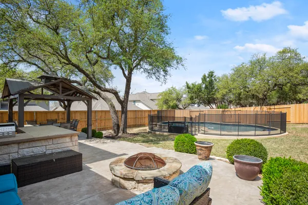 $674,500 | 2401 Yaupon Range Drive, Leander, TX 78641
