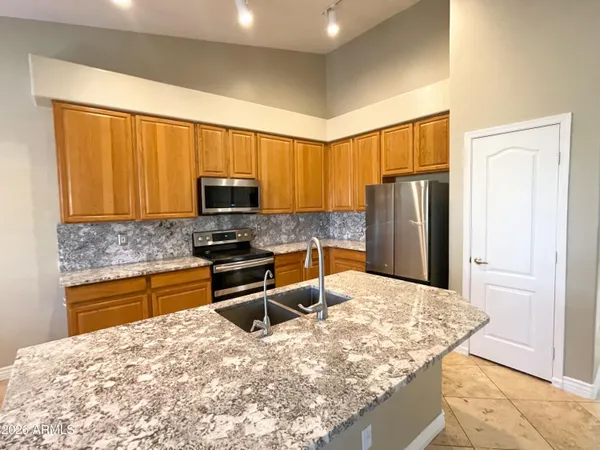 $2,595 | 2260 West Megan Street, Chandler, AZ 85224