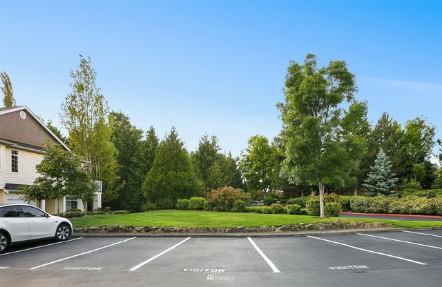 $728,000 | 1855 Trossachs Boulevard Southeast, Unit 2403, Sammamish, WA 98075