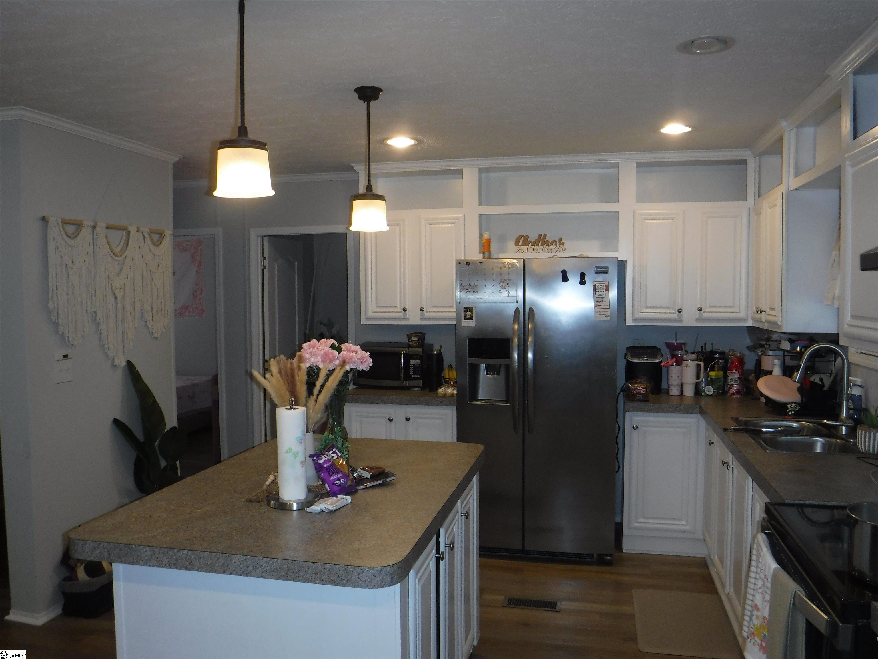 175 Madison Avenue Wellford, SC 29365 - Photo 3 of 26