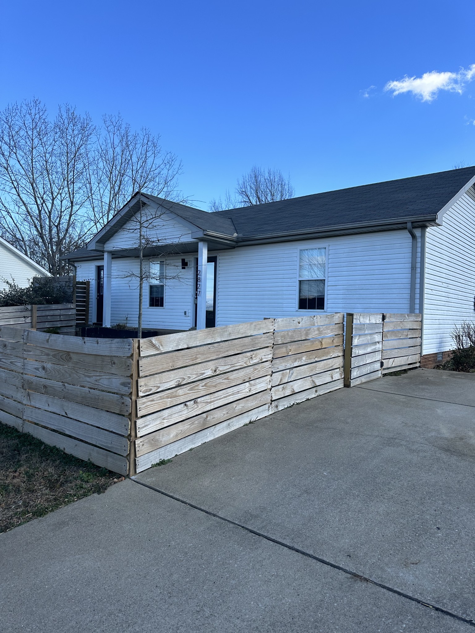 2827 Rome Lane Clarksville, TN 37040 - Photo 2 of 16 Gallery Image 2