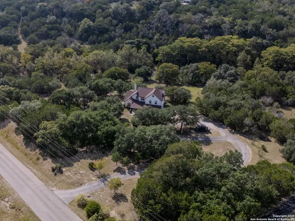 $785,000 | 501 River Mountain Drive, Boerne, TX 78006