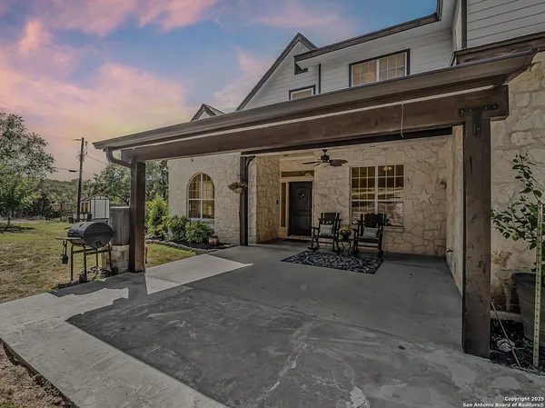 $785,000 | 501 River Mountain Drive, Boerne, TX 78006