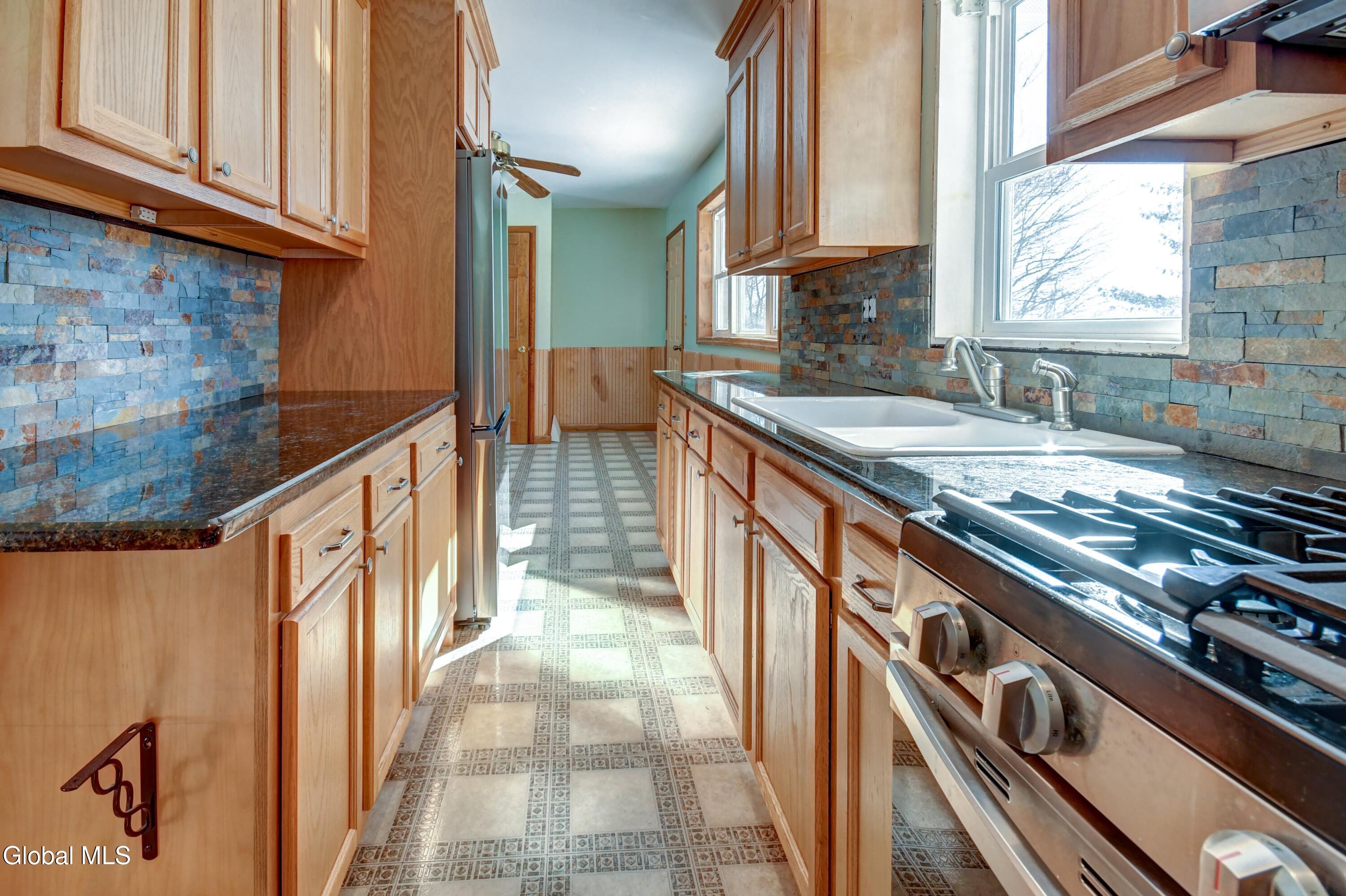 361 County Road 158 Perth, NY 12095 - Photo 11 of 71 361 County Highway 158-28