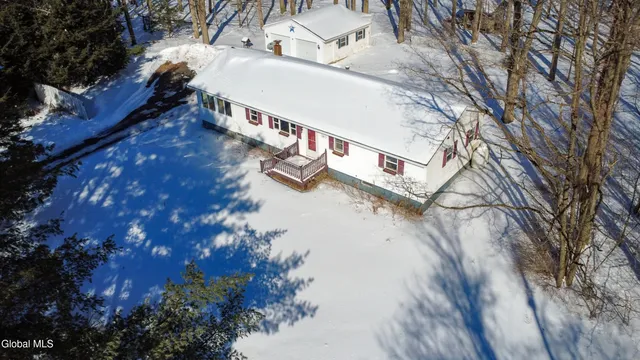 $274,999 | 361 County Road 158, Perth, NY 12095